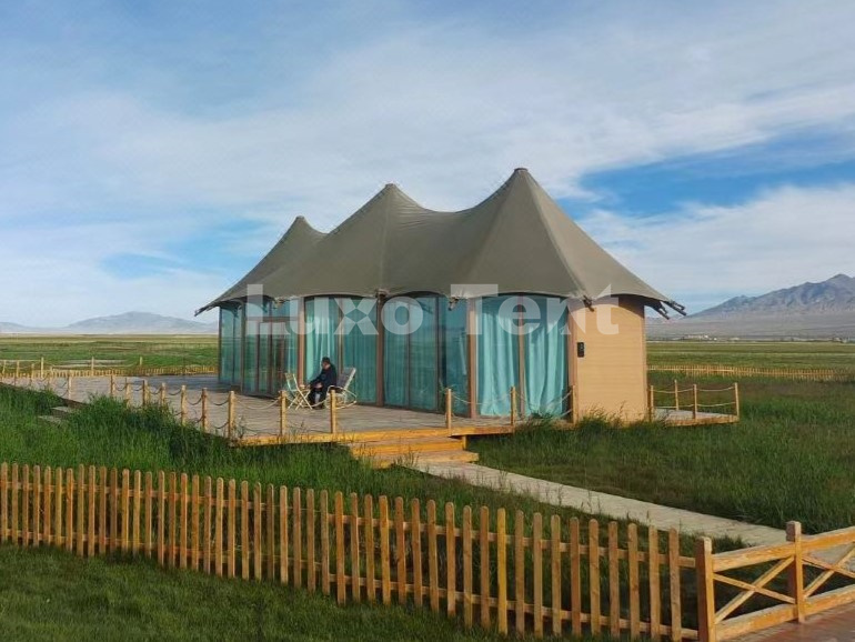 https://www.luxotent.com/conjioned-polygon-pvdf-top-safari-lodge-resort-tent.html